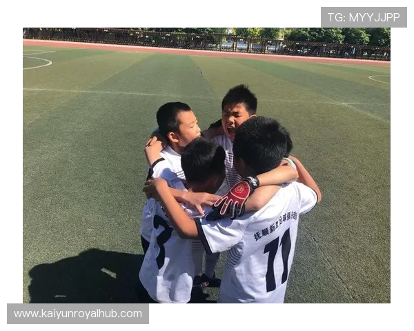 掌握胜利密码：揭秘足球投注技巧与赛场策略全解析